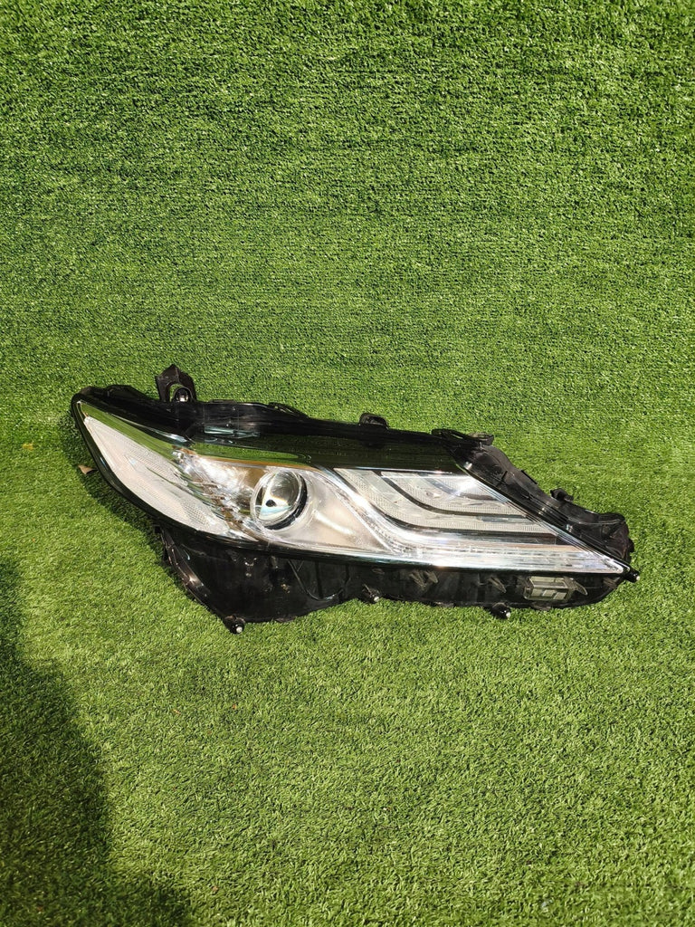 Frontscheinwerfer Toyota Camry CSC28975 Rechts Scheinwerfer Headlight SCH3210167960vp