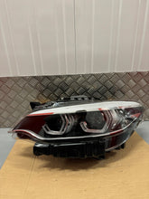 Laden Sie das Bild in den Galerie-Viewer, Frontscheinwerfer BMW 2 F22 F87 F23 7493643 LED Links Scheinwerfer Headlight SCH2215673367bg