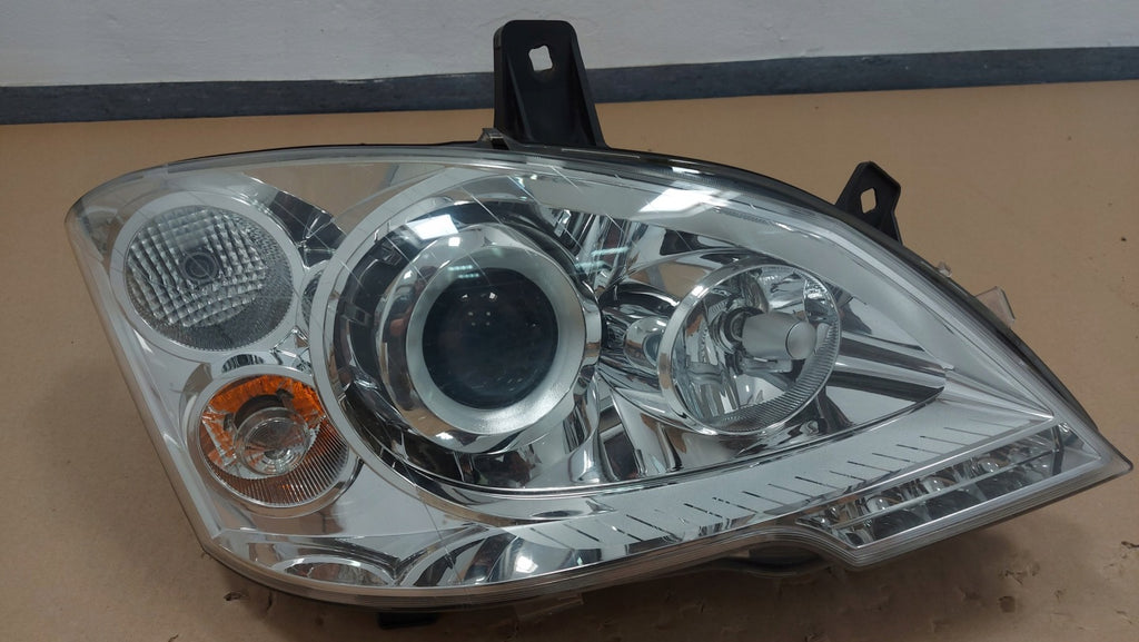 Frontscheinwerfer Mercedes-Benz Viano A6398202961 Rechts Scheinwerfer Headlight SCH6920100771sd
