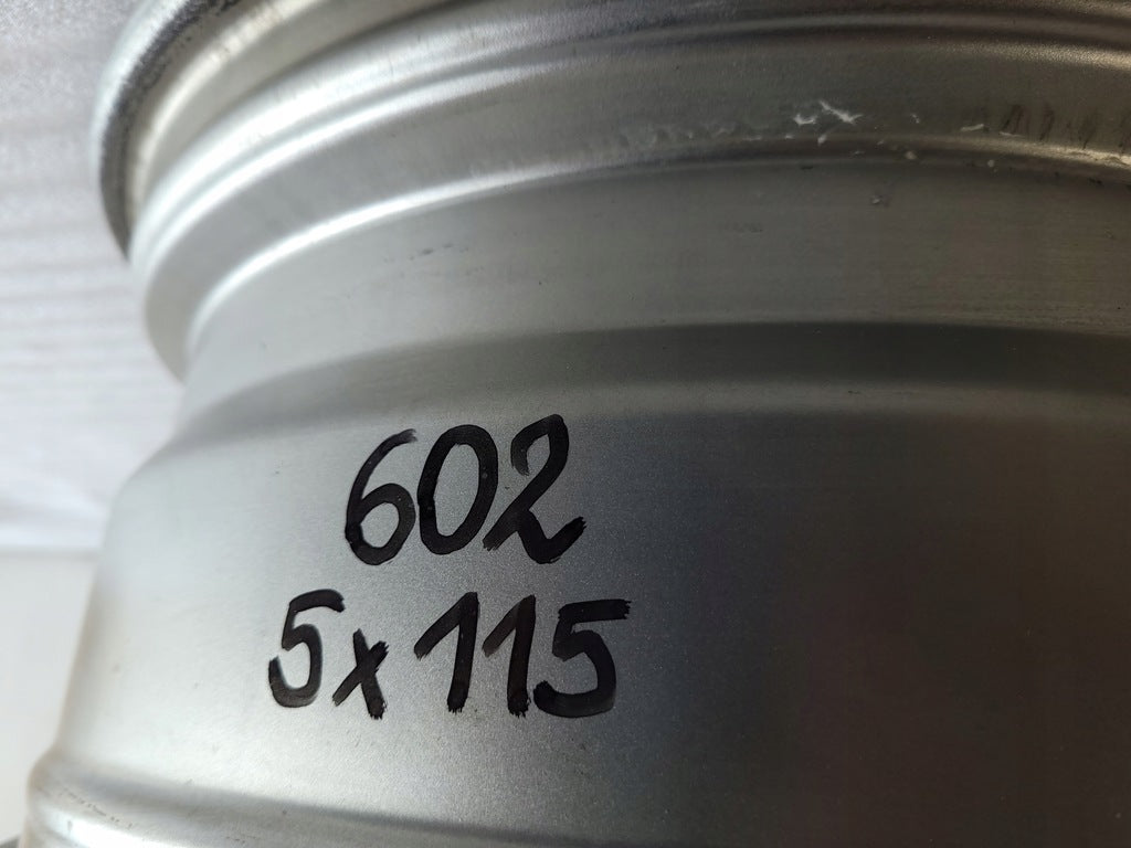1x Alufelge 17 Zoll 7.5" 5x115 45ET Glanz Silber 0P101 Opel Astra J Zafira C FEL5716668496xn