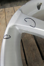 Load image into Gallery viewer, 1x Alufelge 17 Zoll 7.5&quot; 5x112 43ET Audi Rim Wheel