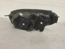 Laden Sie das Bild in den Galerie-Viewer, Frontscheinwerfer Opel Zafira Vivaro 9832836480 Rechts Scheinwerfer Headlight SCH9706954061np