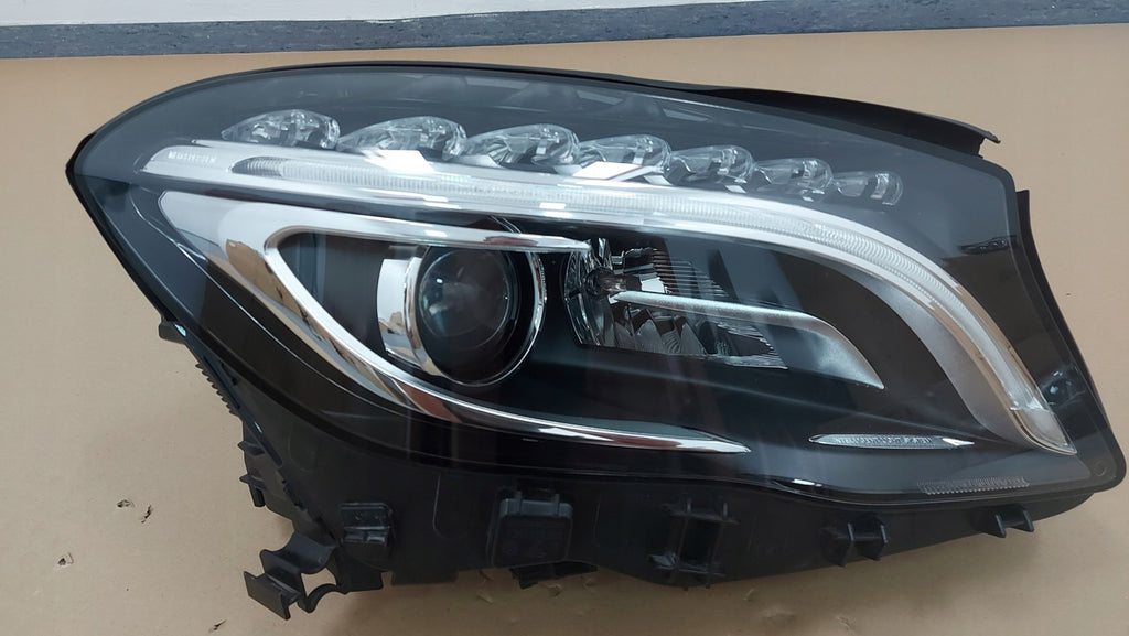 Frontscheinwerfer Mercedes-Benz Gla A1569062400 Xenon Rechts Headlight SCH8114091317qt