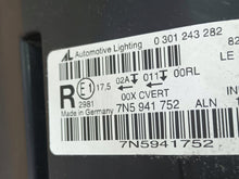 Laden Sie das Bild in den Galerie-Viewer, Frontscheinwerfer Seat Alhambra 7N5941752 Rechts Scheinwerfer Headlight SCH2833704836na