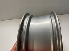 Load image into Gallery viewer, 1x Alufelge 17 Zoll 7.0" 5x112 37ET Silber 3U0601025 Skoda Superb Iii Rim Wheel FEL4008767700ie