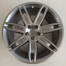 Load image into Gallery viewer, 1x Alufelge 20 Zoll 10.5" 5x114.3 45ET Glanz Silber 670010623 Maserati Ghibli FEL2065809592ee