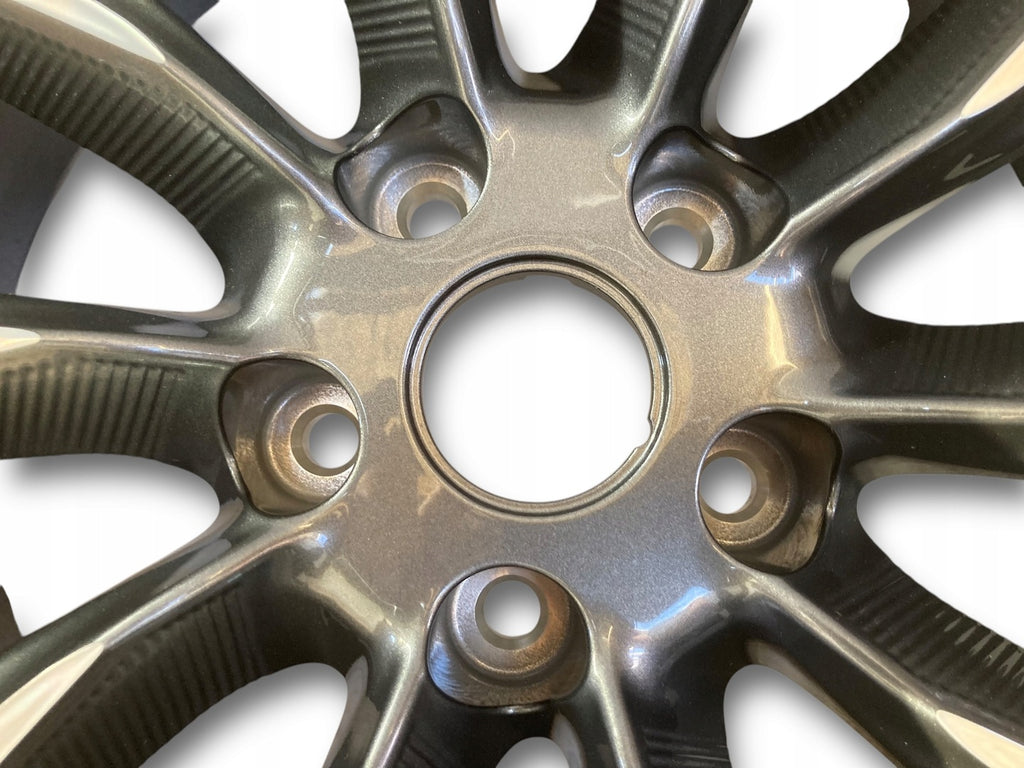 1x Alufelge 19 Zoll 7.0" 5x114.3 40ET KE409-4E400X Dacia Duster Qashqai