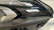 Laden Sie das Bild in den Galerie-Viewer, Frontscheinwerfer Mercedes-Benz W177 A1779062700 LED Rechts oder Links SCH5623543778cq