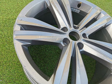 Load image into Gallery viewer, 1x Alufelge 19 Zoll 8.5" 5x112 28ET Glanz Graphit 760601025P VW Touareg FEL5287985376me