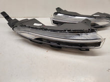 Load image into Gallery viewer, Frontscheinwerfer Hyundai Bayon 92207Q0600 92208Q0600 Full LED Rechts oder Links