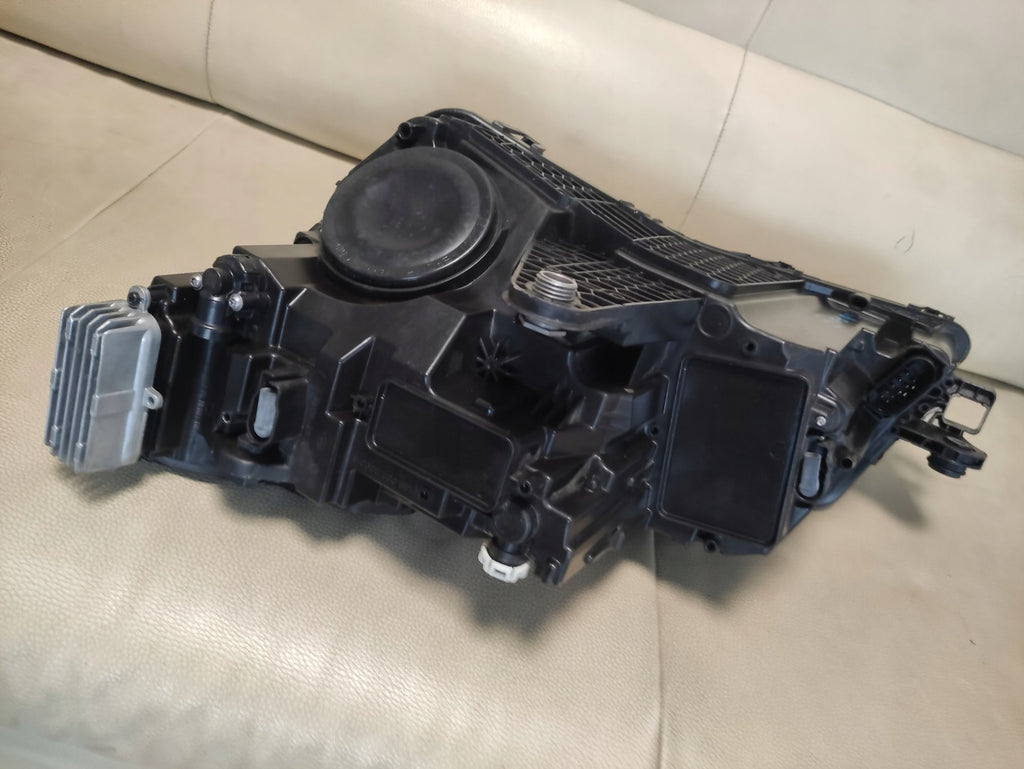 Frontscheinwerfer Skoda Superb III 3V1941016C LED Rechts Scheinwerfer Headlight