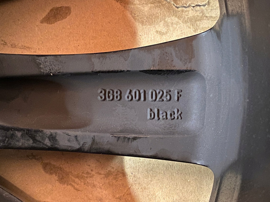 1x Alufelge 18 Zoll 8.0" 5x112 40ET 3G8601025F VW Arteon Rim Wheel