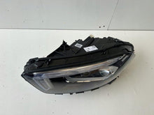 Laden Sie das Bild in den Galerie-Viewer, Frontscheinwerfer Mercedes-Benz A1779062505 Full LED Links Headlight