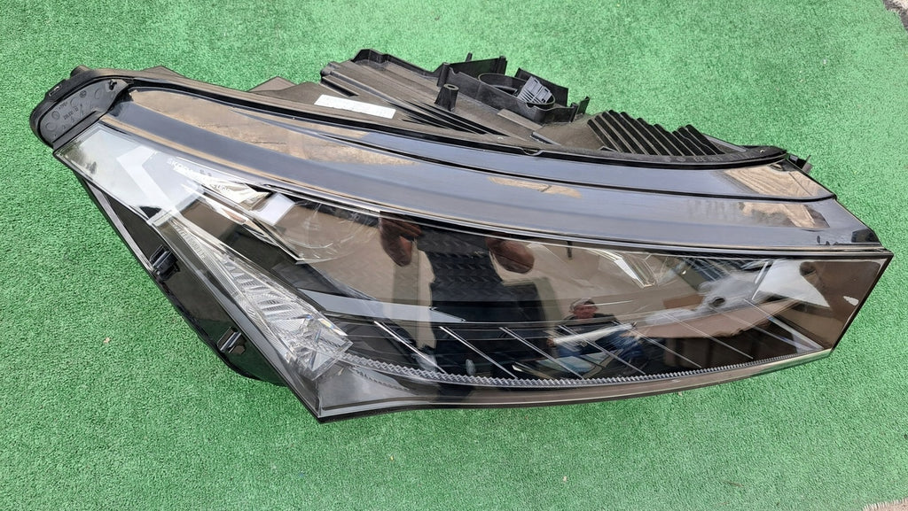 Frontscheinwerfer Skoda Enyaq 5LB941016G Rechts Scheinwerfer Headlight