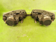 Load image into Gallery viewer, Frontscheinwerfer VW Passat 3C0941005M C0941006M Halogen Rechts oder Links