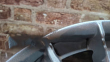 Load image into Gallery viewer, 1x Alufelge 17 Zoll GX631007BA Jaguar Xf X260 Rim Wheel FEL6712787702mz