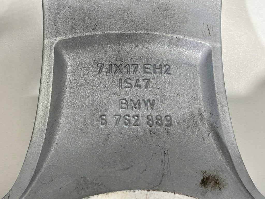 1x Alufelge 17 Zoll 7.0" 5x120 47ET Matt Silber 6762889 BMW 1 E88 E81 E82 E87
