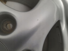 Laden Sie das Bild in den Galerie-Viewer, 1x Alufelge 17 Zoll 7.0" 5x130 55ET Glanz Silber 99636212400 Porsche Rim Wheel FEL9972473669jx