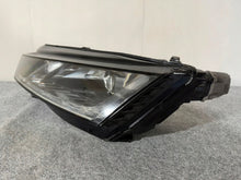 Laden Sie das Bild in den Galerie-Viewer, Frontscheinwerfer Skoda Octavia IV 5E4941015A Links Scheinwerfer Headlight SCH1604040437do