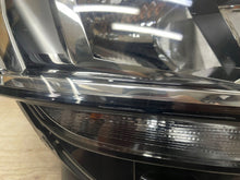 Laden Sie das Bild in den Galerie-Viewer, Frontscheinwerfer VW T6 7L1941006B 90198961 Rechts Scheinwerfer Headlight SCH5253944812qr