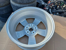 Load image into Gallery viewer, 1x Alufelge 17 Zoll 7.0" 5x114.3 47ET 52910-R5120 Kia Rim Wheel FEL4129137028qo