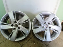 Laden Sie das Bild in den Galerie-Viewer, 1x Alufelge 17 Zoll 7.0" 5x115 44ET 13367272 Opel Zafira Rim Wheel FEL8241539305vi