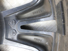 Load image into Gallery viewer, 1x Alufelge 18 Zoll 7.0&quot; 5x114.3 40ET HV03A Nissan X Trail X-Trail Qashqai J11