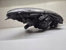 Laden Sie das Bild in den Galerie-Viewer, Frontscheinwerfer Renault Clio III 899034460057 Links Scheinwerfer Headlight SCH3640564471ry