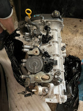 Laden Sie das Bild in den Galerie-Viewer, Motor Audi Seat Skoda VW DKZ 2.0 TFSI 35TKm Benzin Engine Unkomplett