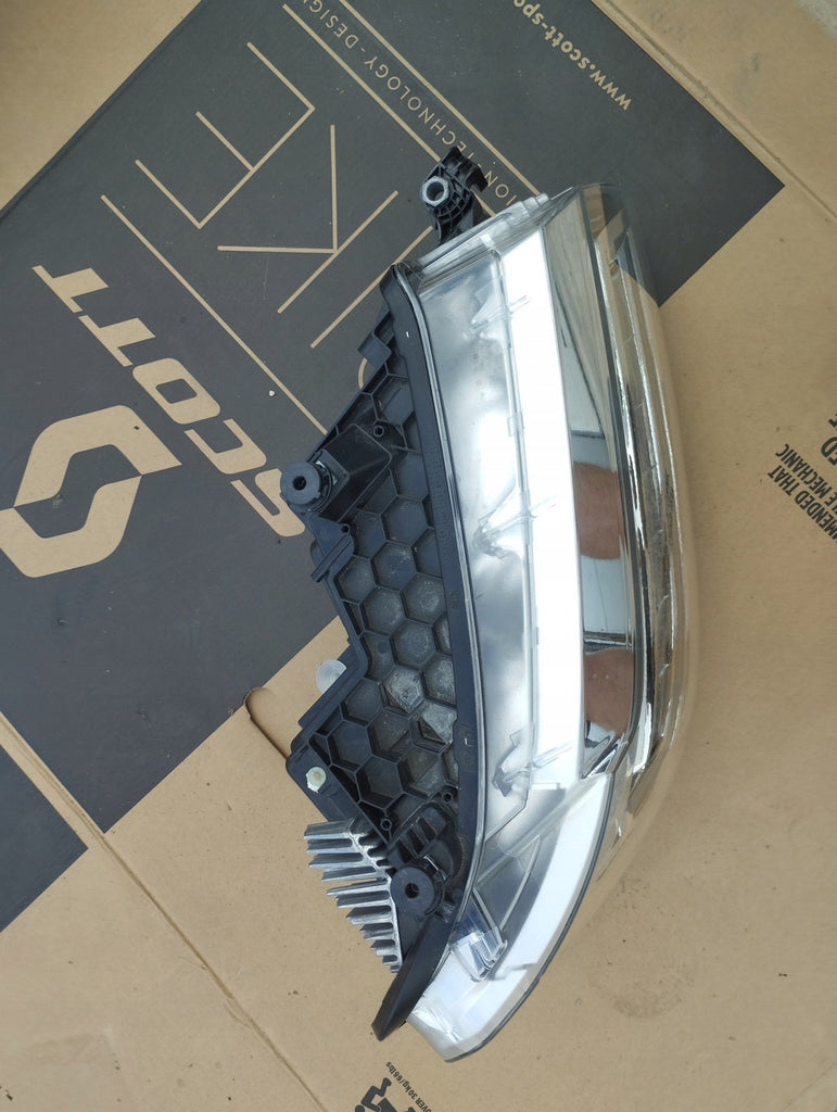 Frontscheinwerfer VW Crafter 7C1941036F Rechts Scheinwerfer Headlight SCH5923082518xp