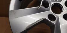 Laden Sie das Bild in den Galerie-Viewer, 1x Alufelge 18 Zoll 8.0&quot; 5x112 44ET Glanz Graphit 3V0601025 Skoda Rim Wheel