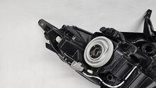 Laden Sie das Bild in den Galerie-Viewer, Frontscheinwerfer Peugeot 108 90061896 LED Links Scheinwerfer Headlight