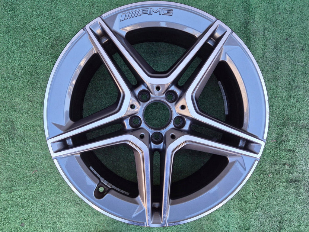 1x Alufelge 19 Zoll 5x112 A2474011500 Mercedes-Benz Gla H247 Rim Wheel FEL6827510316wc