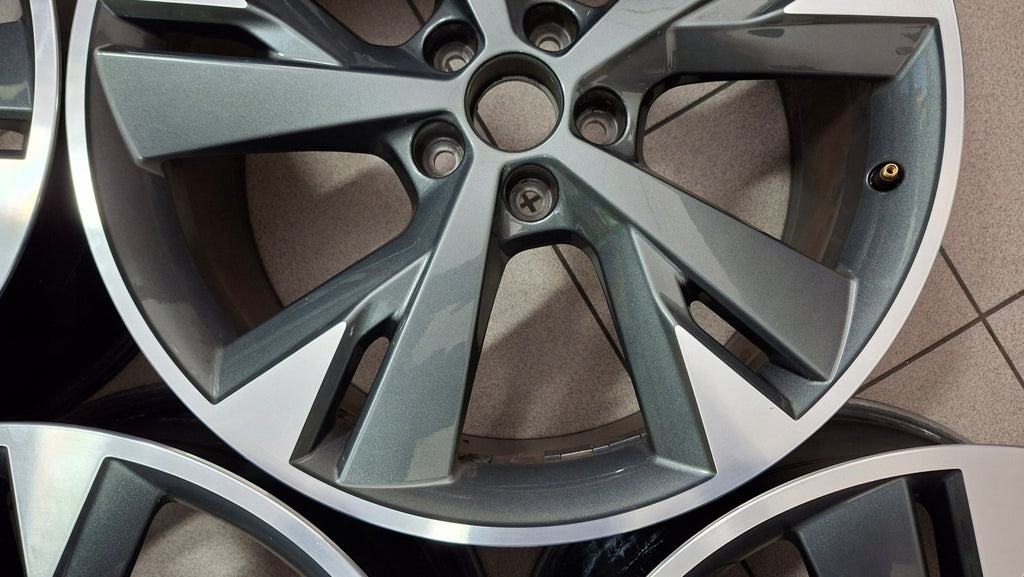 4x Alufelge 20 Zoll 8.0" 5x112 45ET Glanz Graphit 89A601025E Audi E-Tron Mg FEL2144492833by