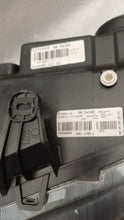Laden Sie das Bild in den Galerie-Viewer, Frontscheinwerfer Saab 95 89101416 Links Scheinwerfer Headlight SCH3992782930mg