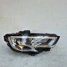 Laden Sie das Bild in den Galerie-Viewer, Frontscheinwerfer Audi A3 8V0941006E Xenon Rechts Scheinwerfer Headlight