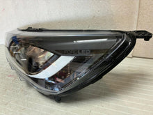 Laden Sie das Bild in den Galerie-Viewer, Frontscheinwerfer Ford Focus Links Scheinwerfer Headlight SCH1766842665px