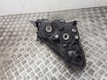 Laden Sie das Bild in den Galerie-Viewer, Frontscheinwerfer Toyota Corolla Verso P7105LHD Links Scheinwerfer Headlight SCH5823560316vr