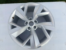 Laden Sie das Bild in den Galerie-Viewer, 1x Alufelge 19 Zoll 565601025F Skoda Kodiaq Rim Wheel FEL6586005506hb