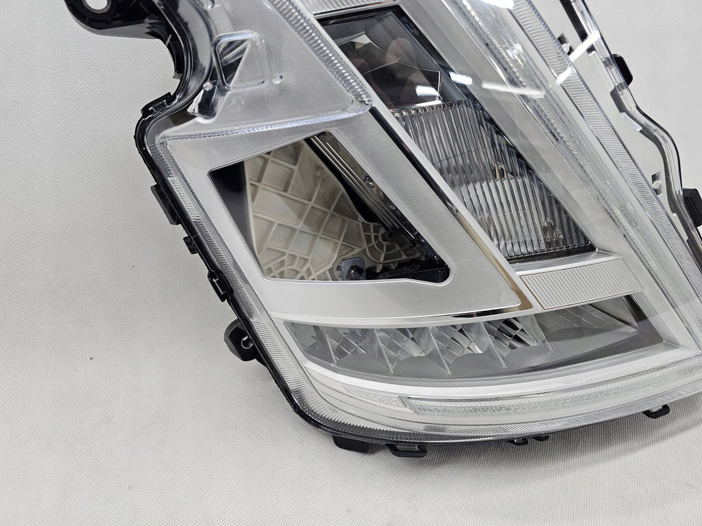 Frontscheinwerfer Volvo 24056510 LED Rechts Scheinwerfer Headlight SCH9991902810sj