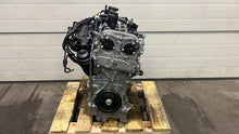 Load image into Gallery viewer, Motor Mercedes-Benz Cla Gla 270910 1.6 CGI 110TKm 2013 Benzin Engine Unkomplett MOT9789211242aq