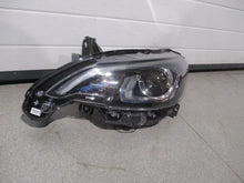 Laden Sie das Bild in den Galerie-Viewer, Frontscheinwerfer Peugeot 108 81150-0H150 LED Ein Stück (Rechts oder Links)