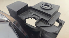 Load image into Gallery viewer, Frontscheinwerfer Mazda II D43N-51040 Links Scheinwerfer Headlight SCH8465609800ys