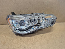 Laden Sie das Bild in den Galerie-Viewer, Frontscheinwerfer Mitsubishi Lancer Outlander II Xenon Rechts Headlight