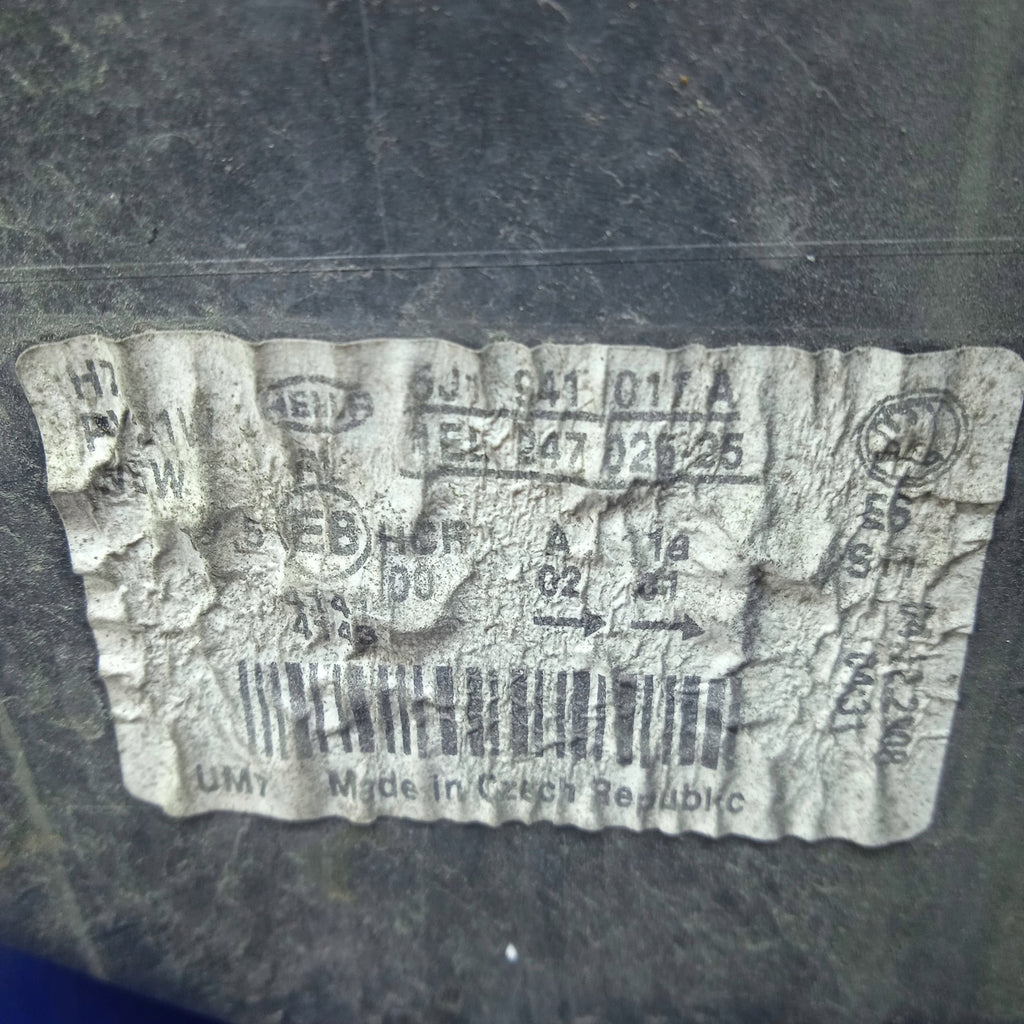 Frontscheinwerfer Skoda Fabia II 6J941017A Links Scheinwerfer Headlight