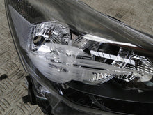 Laden Sie das Bild in den Galerie-Viewer, Frontscheinwerfer Mazda II D43N-51030 LED Rechts Scheinwerfer Headlight SCH7830496930fz