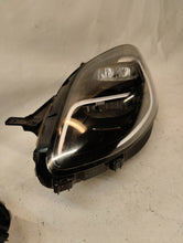 Laden Sie das Bild in den Galerie-Viewer, Frontscheinwerfer Ford Puma L1TB-13E014-CH L1TB-13E015-CH Ein Satz Headlight SCH7489426276ax
