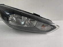 Load image into Gallery viewer, Frontscheinwerfer Ford Focus F1EB13W029ED Rechts Scheinwerfer Headlight