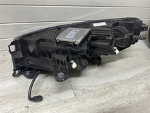 Load image into Gallery viewer, Frontscheinwerfer Skoda Enyaq IV 5LB941016A Full LED Rechts Headlight