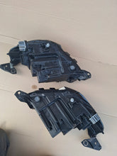 Laden Sie das Bild in den Galerie-Viewer, Frontscheinwerfer Opel Corsa F 39162654 Full LED Ein Stück (Rechts oder Links) SCH4004558915ug
